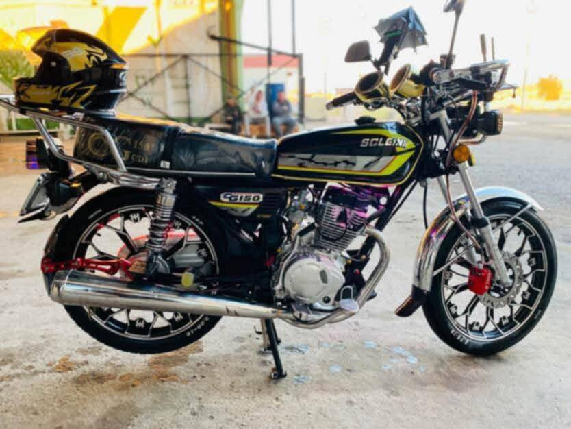 السلام عليكم موطور للبيع موديل 25 محرك شرط مامفتوح ونضافه فوللل ونشاط ✈️🔥شرط 3يعلگ والاستفسار اكثر خاص***********
