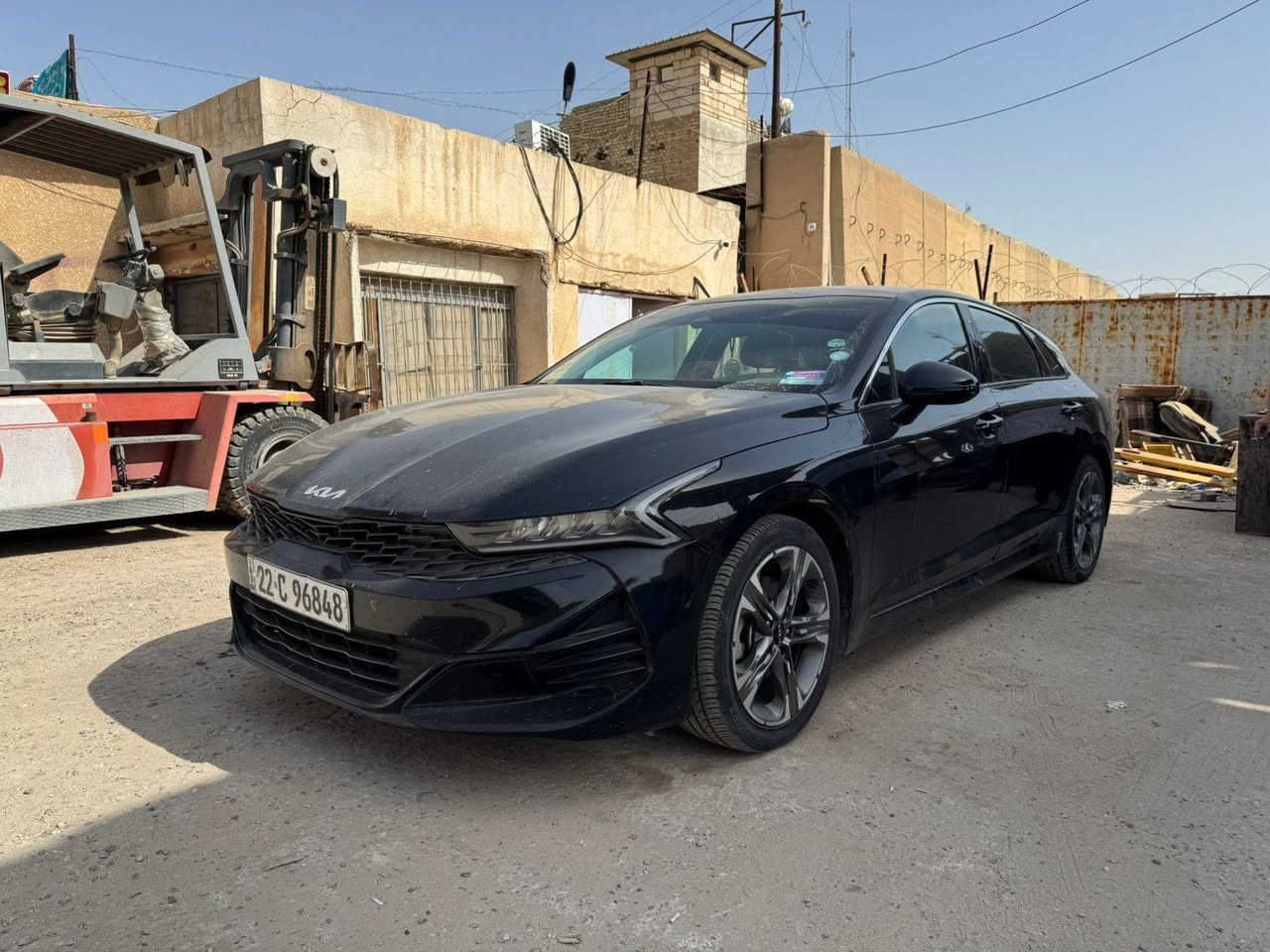 كي 5 موديل 2022 وارد امريكي
فئة ex فول الفول واحد على واحد
ماشية 75 الف كيلو
محرك 1600 تيربو
رقمها اربيل بأسمي

كامرة
حساس
تحكم ستيرن 
رادار
مثبت سرعة
قيادة ذاتية
بانوراما
كشنات تدفئة تبريد
وباقي مواصفات الex المعروفة
السيارة مفولة كلشي بيها

حادثها جاملغ جهة السايق وصور الحادث موجودة بالمنشور
***********
السعر ١٩٥ورقه وبيه مجال للشراي
