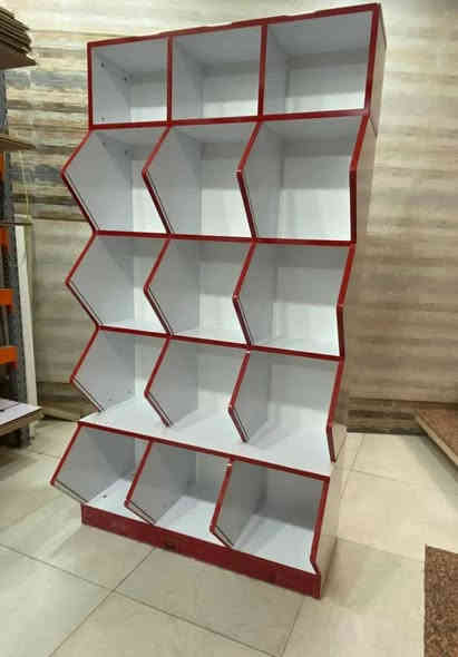 سلام عليكم رف انديف جديد ما مستعمل ب س ع ٧٠ قطعة *********** العمارة ميسان حي الخليج متوفر كميه ميز دخل برادات رفوف مخزنيه عارضه كرزاتhttps://www.tiktok.com/@288l7?_r=1&_t=ZS-91Y6hlICJo0
