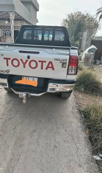 هيلوكس فور ويل • ٢٠١٧ • رقم بغداد