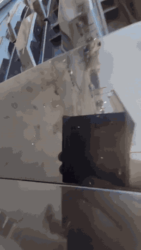 سلام عليكم هونداي بلوسايد مديل 2023 وارد أمريكي فول مواصفات 6سلندر  3.8L السياره نظيفة جدا وحلوة الحادث موضح بالصور السعر307$بيها مجال رقم ***********
