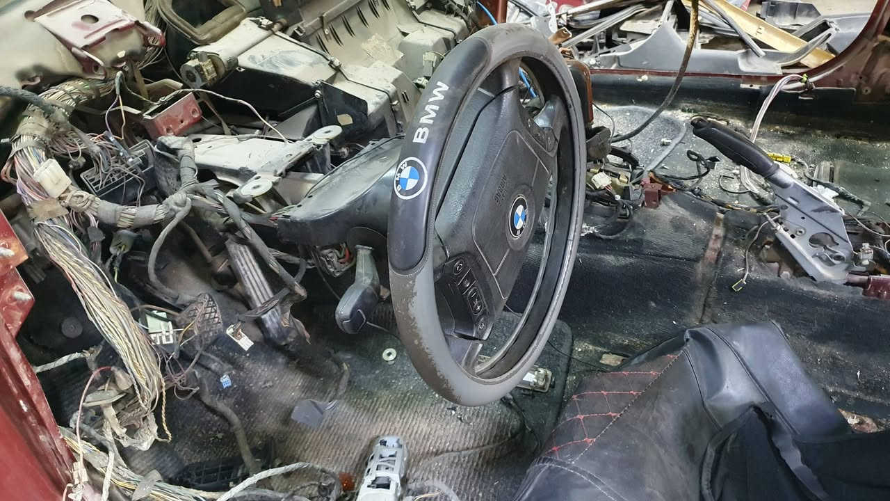 السلام عليكم
غراض للبيع

غراض صقر ماروني موديل ٩٧ تك فانوس كامله من الدعاميه للدعاميه مايبقى بس الشاصي  مستعمل كير مكفول محرك بي تبخير  غرفه اسود كهرباء كامله ضفيره كامله مع العقول والمجمع الكهربائي كامل حساسات صالنصه 
لايت وبك لايت حداديتها راديتر ومروحه تبريد ومحرك كامله وياله ٤ حجم ١٧ والسبير حجم ١٦  بوب ٤ شفت ستيرن كامل مع السويج والعقل تانكي بانزين وطوافته كامل 
يعني كامله طبعا صورتها بلهوسه وموكلش مبينات  الي يريدهن يجي يشوفهن و ياخذهن شلع والسعر بالي يرضي الله مكانهن كربلاء الحي الصناعي 
*********** وهذا رقمي
