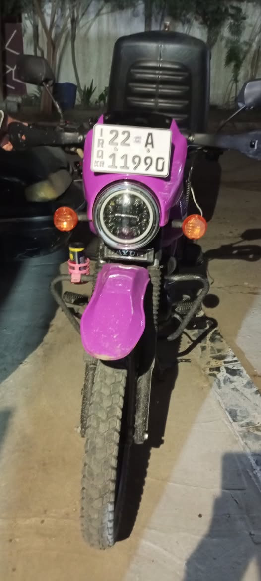 دايوان مديل ا24نازله 25شهر الثاني باسمي رقم انكليزي تحويل ثاني يوم سعر مليونين  وخمسيه وخمسين2550 مكان بغداد الدوره لاثورين قرب معطم مسكوف العراقي+***********
