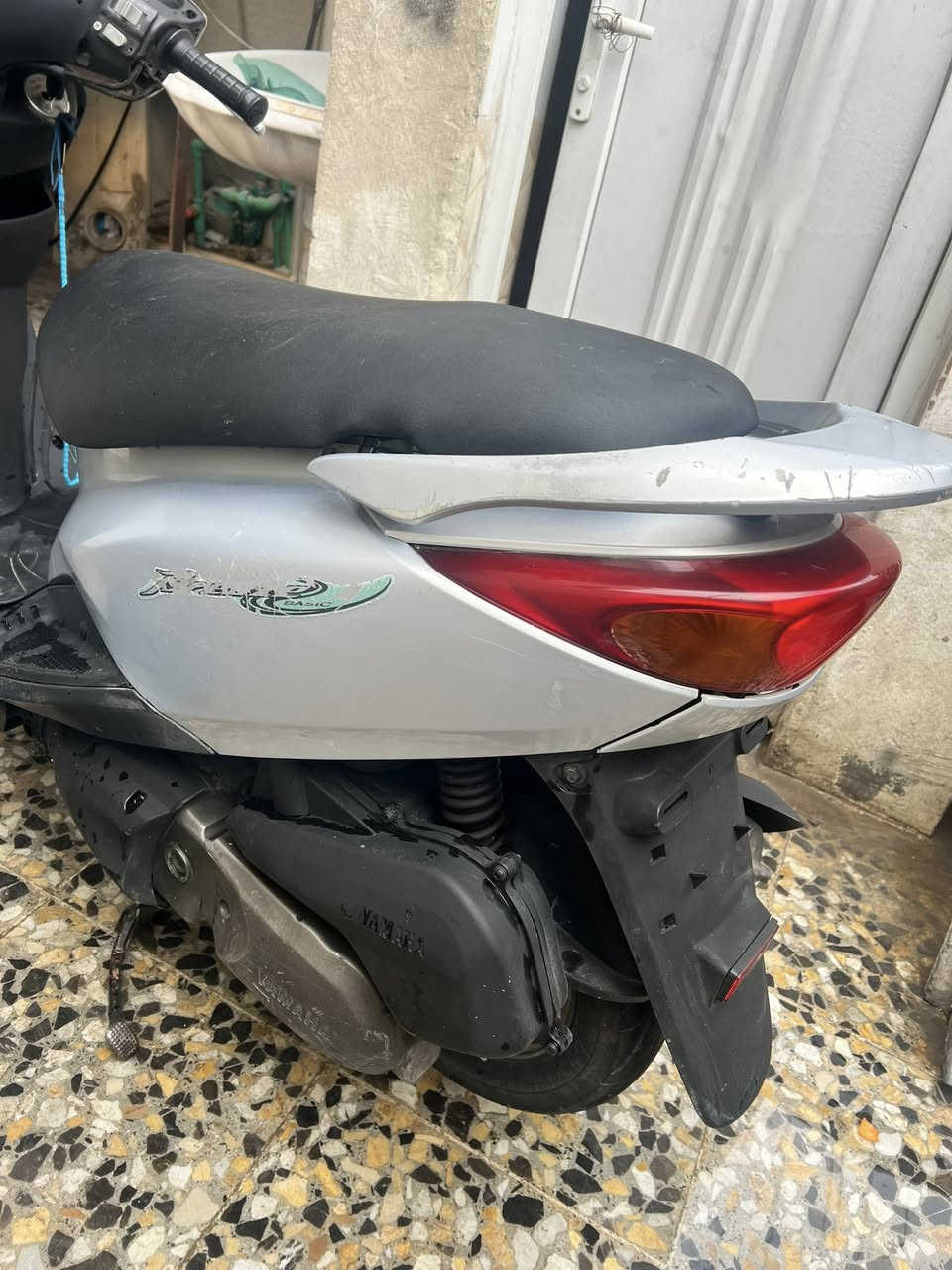 بريز لايت عالي سرعه ١٤٠ ياباني كله مختمه نوزل سكليتر خطين كله بلاديه اي نقص مابيه دراجه جديده السعر ٦٥٠ مكاني بغداد المشتل ***********
