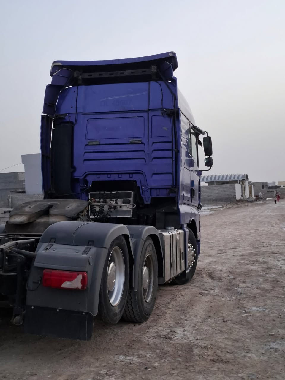 اوتماتيك 530 انجكتر تخم تاير اكلج جديد ولا درب دهن جديد
سنويه راح تسقط مربوط نساف
نسافها ماكو بشرط التحويل
نساف شعار 
السعر 180 اوبيها مجال
***********
عنوان ديالى 
عمر ال نعيم
