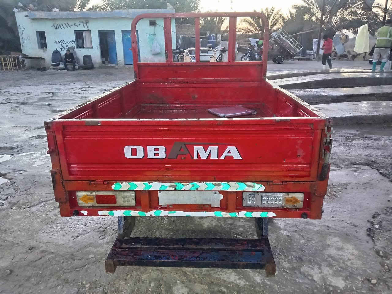 اوباما 
وراق اصليات موديل 2017 مداور من الوكيل 
مكينه ستوني شادهه واكسن وتايرات
كهربايات ضفيره شديته ستوني
تجي تكلب وتطلع بيهه وتقتنع
عنواني الديوانيه قضاء الشاميه
***********
السعر 1400 وبيها مجال للشراي
