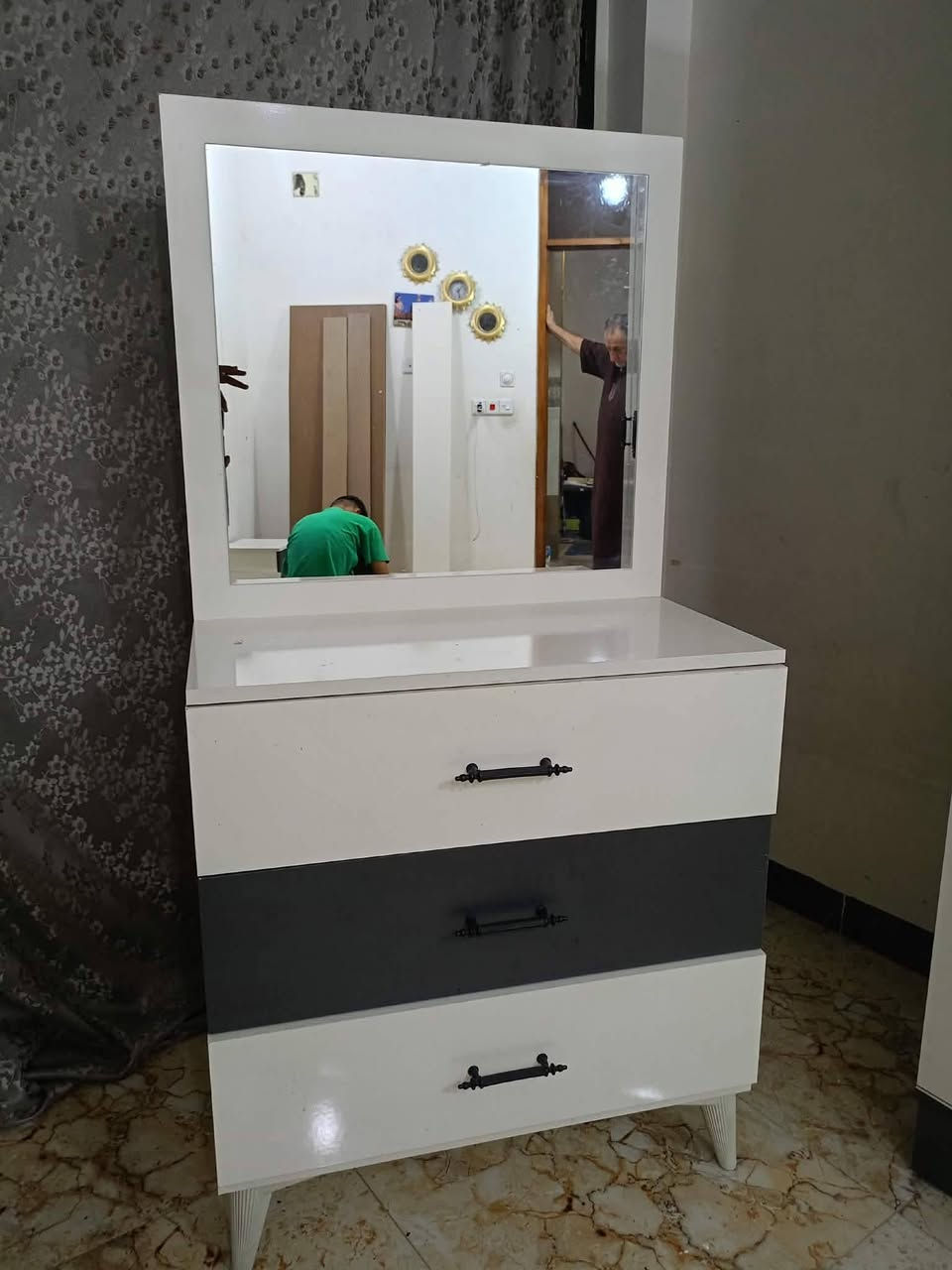 للبيع استفسار حجز وتساب ***********
