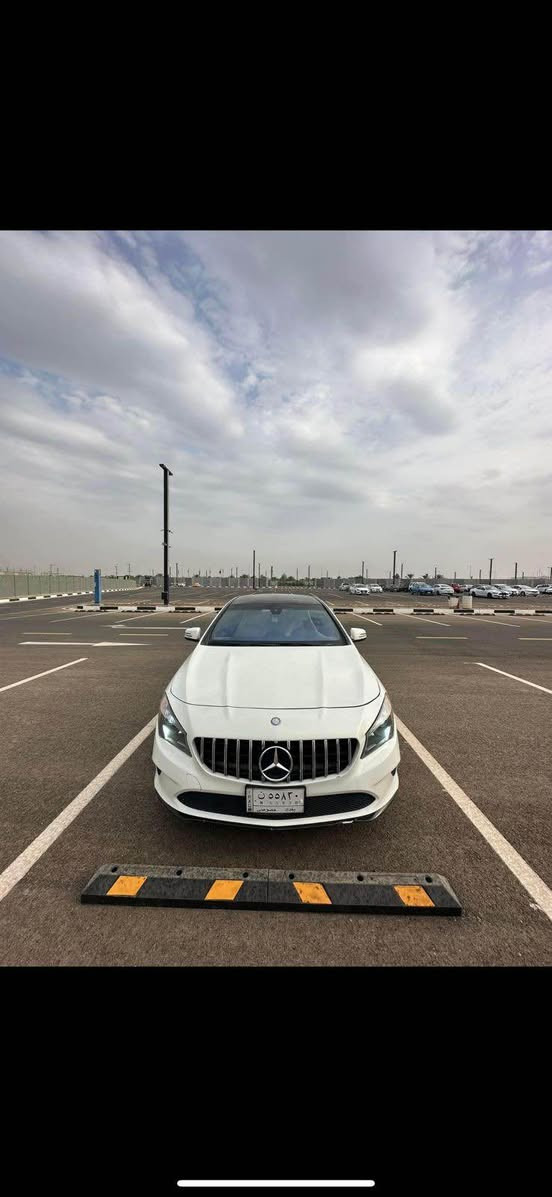 ‎عليكُم
Mercedes CLA 250 2018🔅
‎السيارة للبيع او المراوس حسب القناعة
‎السيارة ماشية 200 الف كيلو
‎محرك 2000 تيربو 
‎صور الحادث مدرجة ضمن البوست.
_______________________
‎المواصفات:
‎كُشنات تدفئة❗️
‎اوتو ستوب Auto stop❗️
‎اضاءة كشنات❗️
‎حساسات مري❗️
‎ماوس تحكم شاشة❗️
‎كشنات كهربائي+٣ وضعيات خزن ميموري❗️
‎كامرة دوارة❗️
‎4 وضعيات قيادة❗️
‎كشنات جلد اوف وايت❗️
‎رادار امامي❗️
‎رادارات جانبية❗️
‎دخول ذكي 4 ابواب❗️
‎جنطة حساس رجل❗️
‎وباقي مواصفات المارسدس المعروفه

‎الأضافات:-
‎اضاءة داخلية متغير الوان Ambient light RGB كل الوضعيات❗️
‎القمارة مغلفة ppf black❗️
‎تغليف تكم black top❗️
‎تضليل بلورايز bluerise❗️
‎منظومة لايتات زينون❗️
السعر 165 وبيها مجال بيك حير وتدلل
‎للأستفسار يرجى الاتصال على الرقم *********** موجود واتساب بغداد, العراق
