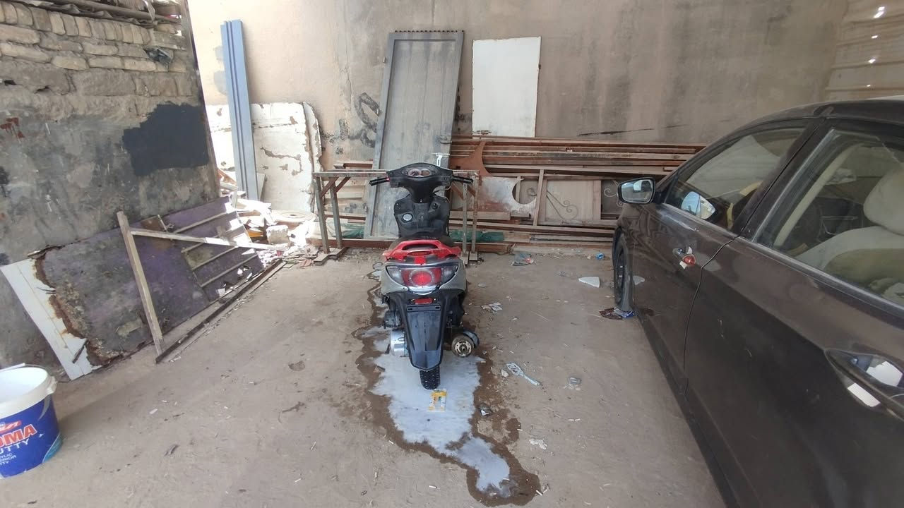 سعرهاا الف 500وبيها مجال قليل فول الدراجه المكينه مفتوحه مبدله بس بستم
انطيك الدرجه شلعه وستمراريه تخبل  كهربايات من الطول لل طول شغلات  سلف شغال مكاني البصره المطيحه ***********
