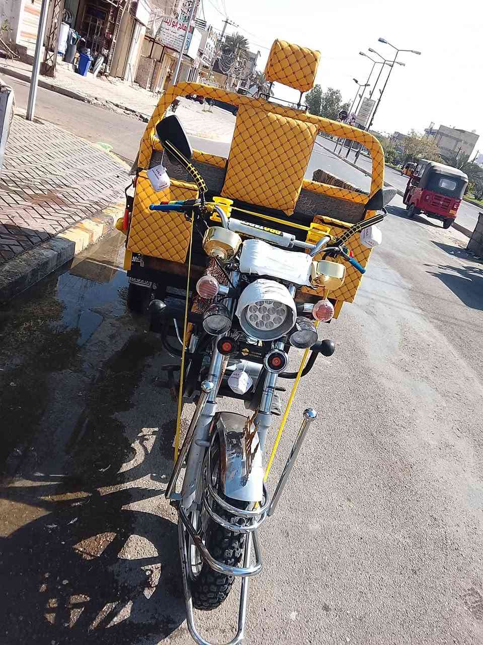 سلام عليكم ستوته صقر موديل 2024 جاهزه لآخر حبايه دوشه كبات أمريات درع كهربائيات تايرات كله جديد ركبه وشاصي كفاله عامه نكره سلف أحله من الصوره بعد مكاني بغداد زعفرانيه 
***********
