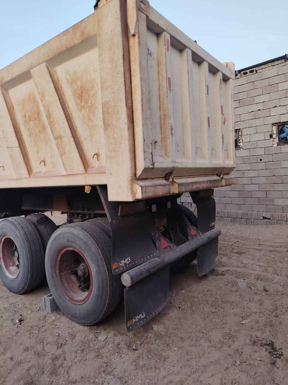 السلام عليكم عربانه علم للبيع حالين شادله دنكير ثالث جديد هوه ولمنضومه مالته عربانه جديده صبق الشركه مكفوله من كلشي تخم تاير بريك تشحيم دناكير كبل للشقل السعر ١٨٥ للاستفسار *********** أثير ***********
