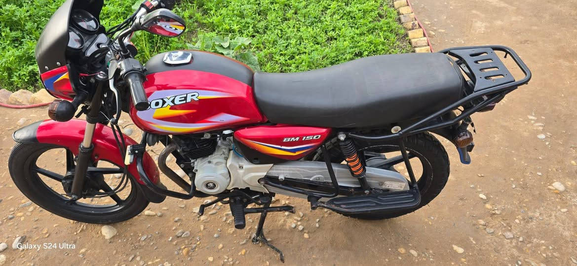 السلام عليكم
دراجه بوگسر للبيع جديده بمعنه.الكلمه مديل 2019 اوراق اصوليه 
السعر مليون وبيها مجال مگلف بل نشر الشراي ينتصال علا الرقم مگان الدراجه الفجر 
***********
