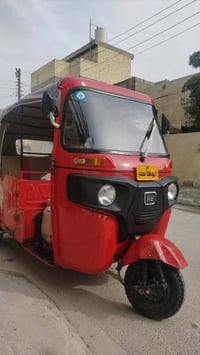 شباب تكتك للبيع مديل ٢٢ شهر ١١ مرقم مكفوله من كلشي  كشر بي شخوط بسيطه ...