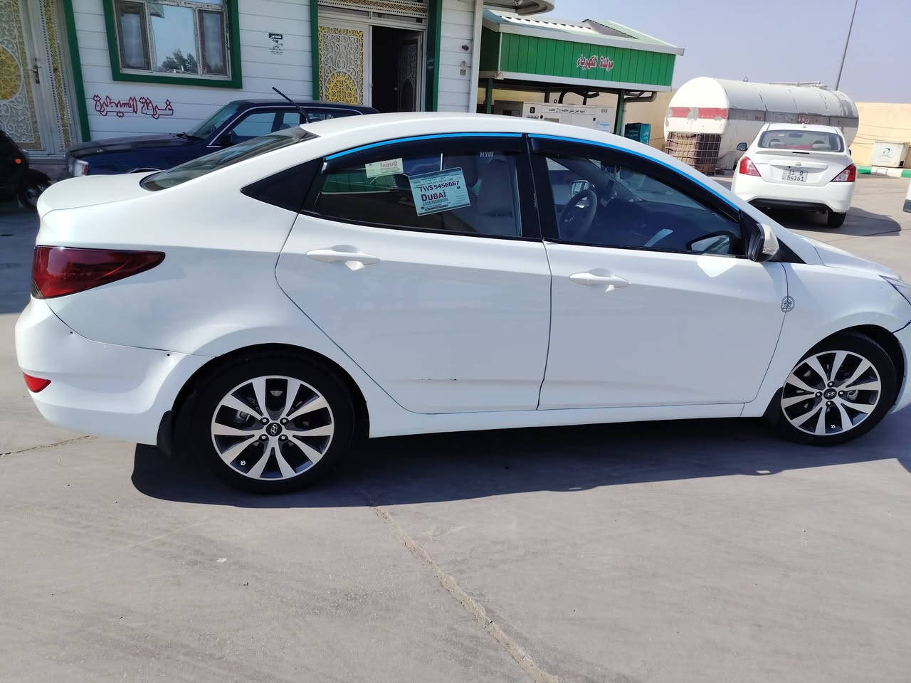 السلام عليكم
للبيع فقط 
اكسنت 17 خليجي 
مكينه وكير 1600
سنوية لل31
رقم بصرة دولي 14
مكان السيارة عمارة مركز 
السيارة بيها تلحيظات وصبغ دوس 
سعرها 102$ وبيها مجال 
رقم ***********
