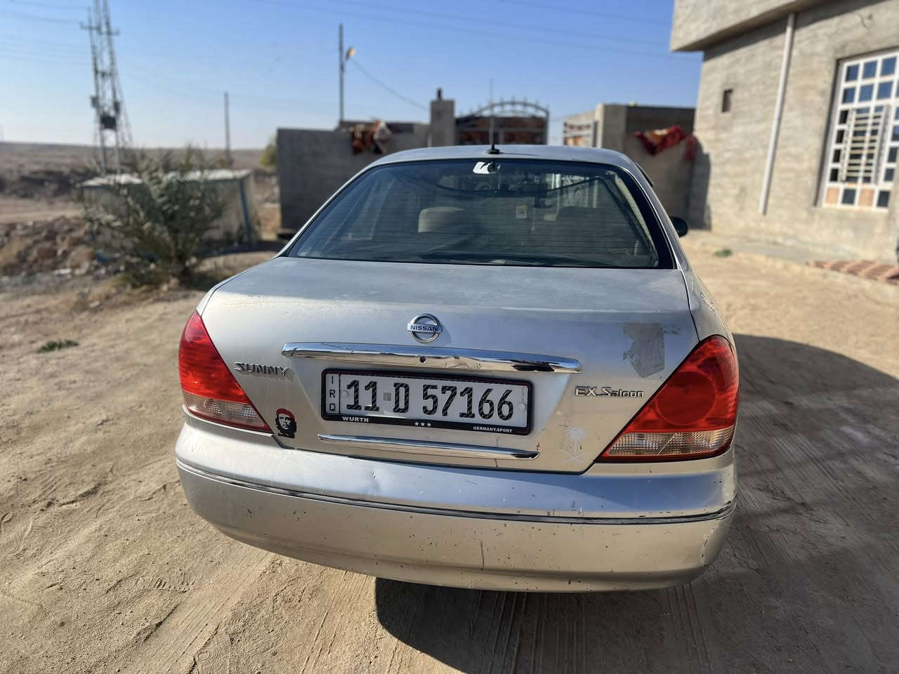 سني ياباني 2009محرك اسود رقم بغداد بسمي بيها قطعتين فقط اكثر رش مكاني عامريه الفلوجه
***********
