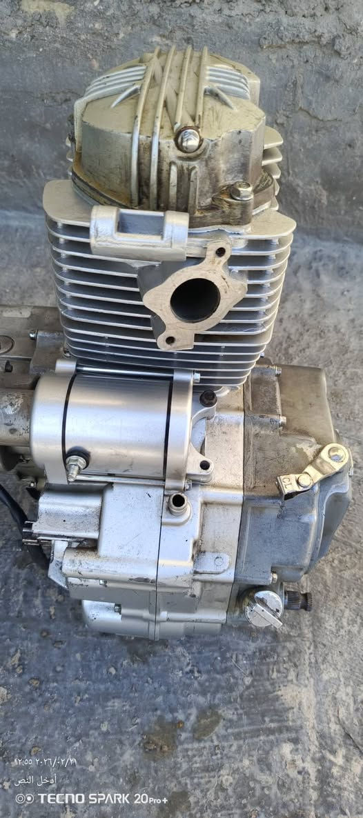 سلام عليكم محرك ستوته للبيع بوشه وبستم وكاور وسلف وكلجات جداد صارلي 3من شادهن كامات تخربط وجبت مكينه غيره سعر 50العنوان القاسم الاتصال على الرقم ***********
