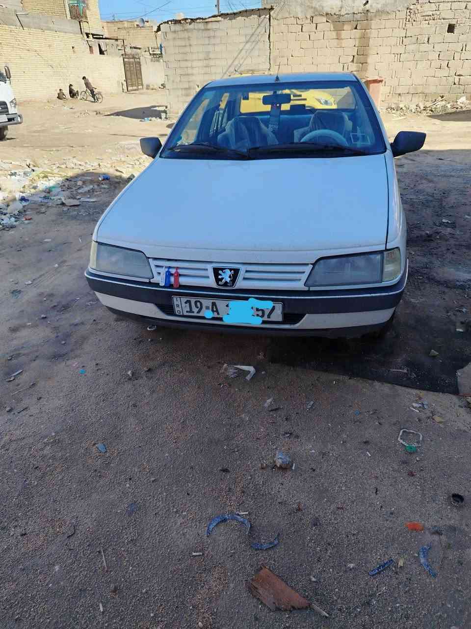 السلام عليكم
من رخصة الادمن... بيجو 405 موديل 12 سيارة جديدة كامله  فقط المكينة بيهه تبخير  تخم تاير جديد  رقم كربلاء سنوية ل29  گشر مكفول  لا  خياس ولا، طخه ولا صبغ  سيارة على بلادهه  السعر 45 بيهه مجال
***********
