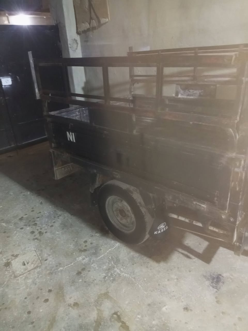 ستوته للبيع 900 الف وبيها شويه مجال ***********
