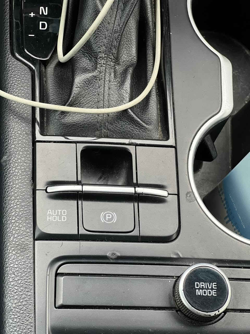 بسم الله الرحمن الرحيم
سلام عليكم 
K5 2021 للبيع
حجم محرك 1600 تيربو  
رقم اربيل تحوييل ثاني يوم
حادث جاملغ الايمن وبنيد نفسهم 
وجاملغ خلفي مرشوش يعني 3 قطع
بدون دواخل ولا شاصي ولا لغد 
سياره فول عده فتحه وجلد 
نظام ABS
مانع انزلاق
حساس اطارات
شاشه اعطال
بصمه ابواب
تشغيل عن بعد
اوتو هولد
تثبيت مسار
سايد بريك بصمه
اربع منضومات قياده
لايت LED
رادرات جانبية وخلفي 
دخول ذكي
ترحيب بل يدات
تحديد مسار 
شاشه كبيره
اندرود ابل كار بلاي
تنبيه عند فتح الابواب
صندوق ذكي يفتح عند الوقوف خلفه
كامرة خلفيه دواره
ماشيه 102 الف
سياره خير من الله 
سعر 148 ورقه بيه مجال 
مكان سياره بغداد حي جامعه
الاستفسار 
***********
