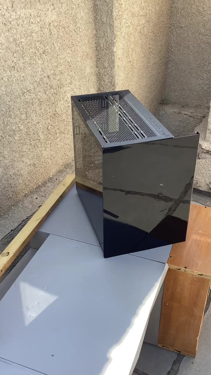 كيس حاسبة ATX من شركة سما 
يرهم لكل التجميعات ،،
الجامة الامامية مكسورة بالشحن ،، رهمتله طبقة اكرلك  ،، عوزها بس تنگص على كد الوجة،، الكيس جدييييد غير مستخدم ابدا مال امزون،،

انطونه بس سعر وبالعافية


**إذا كنت صاحب هذا الإعلان وتريد حذفه لأي سبب، رجاءا أرسل رسالة إلى الدعم الفني**