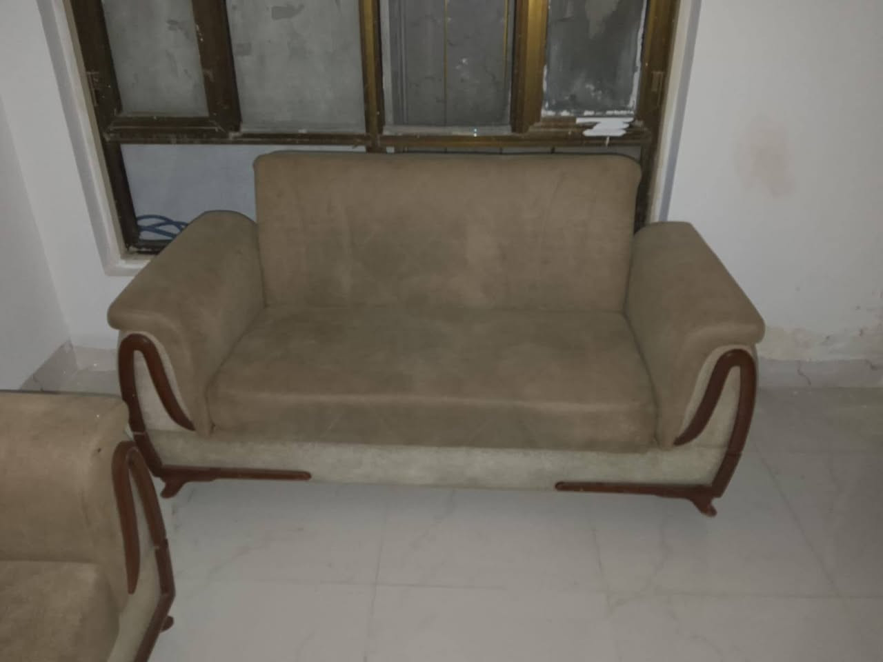 تخم ابو السرير والمخزن للبيع مع كافة انواع الاثاث المنزلي وبأسعار مناسبة للاستفسار راسل الصفحة او اتصل *********** واتساب
