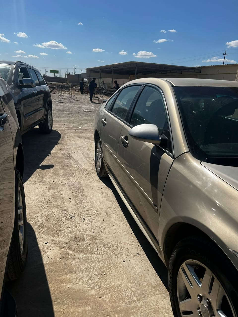 سلام عليكم.👋
للبيع فقط…
امبالا 2012 فئه lt
مكينته 3600 بشرط المكينه جديده …
الكير مكفول ………
ماشيه 330 الف كيلو 
كهربائيات كله مكفوله وجديده…
حادثه جاملغ بنيد بدون دواخل….
رقم ديالى السنويه بعده مساقطه 
مكان ديالى بعقوبه..
صدره يراده ترتيبات بسيطه….
السعر 87 اذا شراي اتصل وتدلل 
📞📞 /***********
