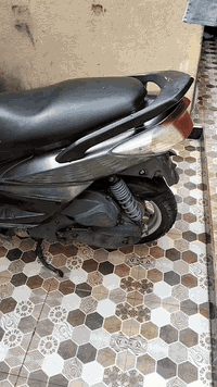 سلام عليكم ورحمة الله وبركاته 
سكنس ياباني نوزل فحل للبيع الدراجه كلهه شغاله مانقص برغي
مكينه شرط مامفتوح بيهه اي شي 
مكاني ذي قار مركز 
السعر مليون و100
واتساب ***********
