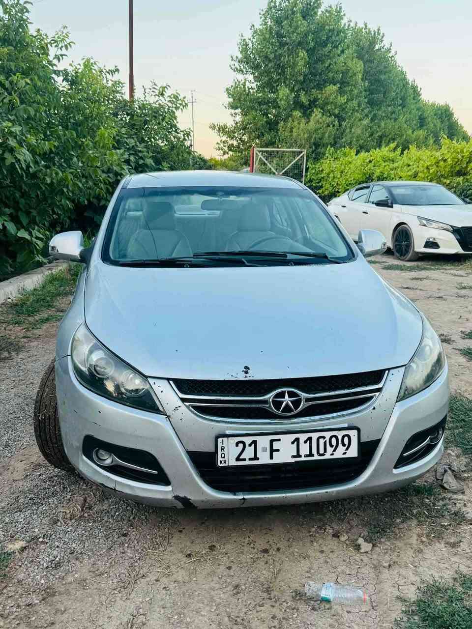 جاک    j 5
2012 مۆدیل 
زنجیر 

بێ بۆیاغ 

تەحویل و گێڕو مەکینە وغرامە تەبرید بەشەرت  
٦٨گەڵاو معامەلە
*********** السليمانية, العراق
