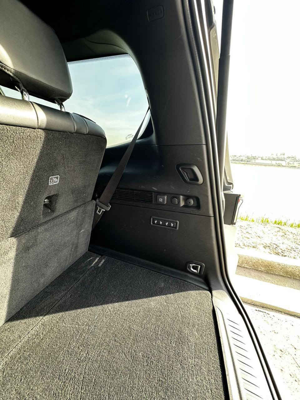 السلام عليكم 
جيب واكنير موديل2022 8سلندر5700 فول مواصفات ميحتاج اذكر  اعلئ فئه 
وارد امريكي حادثه باب خلف السائق مبدل اصلي وكاله 
رقم بغداد تحويل ثاني يوم 

مكاني بغداد البياع ***********بيع او مراوس
