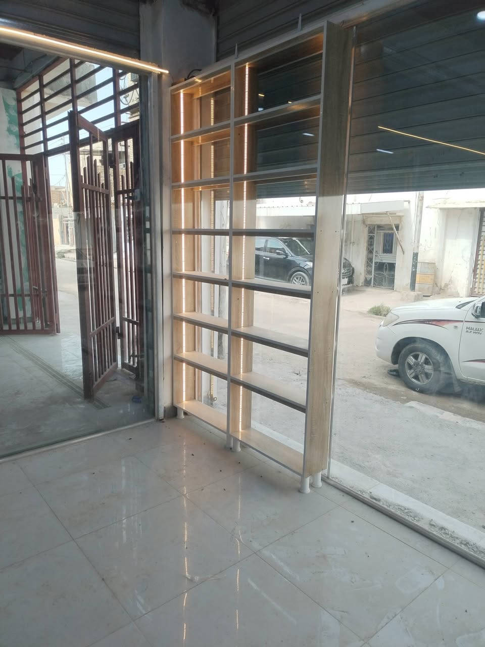 فاترينات عدد 8 ب600 الف
استخدام اسبوع فقط 
***********
