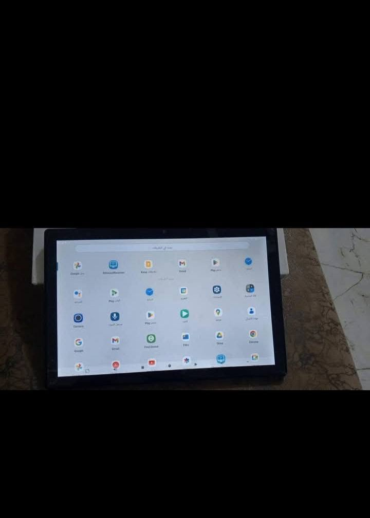 سلام عليكم. هذا جهاز لوحي (تابلت) يُشبه طرازات مثل "G-Tab T9" أو الأجهزة المماثلة التي تعمل بنظام أندرويد. المواصفات العامة: عادةً ما تأتي هذه الأجهزة بذاكرة تخزين تصل إلى 64 جيجابايت، وذاكرة وصول عشوائي (RAM) تتراوح بين 4 جيجابايت و12 gigabyte. الشاشة والبطارية: تتميز بشاشات بحجم 10.1 بوصة أو أكثر، وتدعم شحن سريع نسبيًا عبر منفذ Type-C. نظام التشغيل: تعمل بنظام أندرويد 13 أو 14، وتدعم اتصالات Wi-Fi و 4G. جهاز نضيف جدا مابي شخط مايعلك كامرتة حلوة بي مواصفات اهوي موجود الاستفسار *********** واتساب فقط:  يجي وياة كارتونة:  السعر خاص متواجد واتساب و مازنجر
