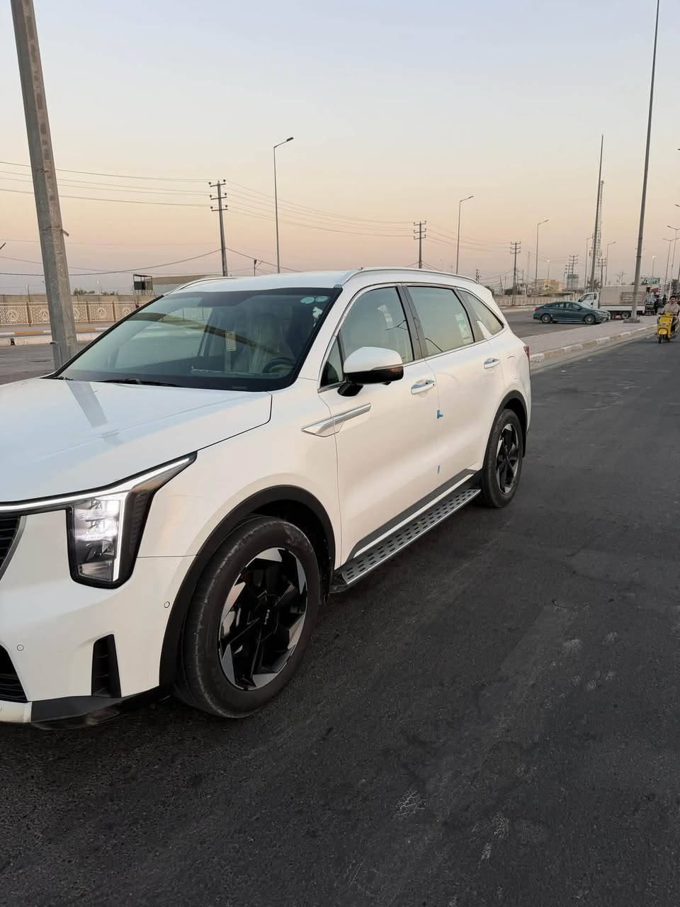 🚗 للبيع: كيا سورينتو 2024 
🔹 رقم: أربيل
🔹 الحالة: سيارة نظيفة جداً (مكفولة من الصبغ)
🔹 المواصفات
* محرك 6 سلندر
* 4 كاميرات
* تدفئة وتبريد للمقاعد
* مقاعد جلد (كشنات)
* فل مواصفات
🔹 الممشى: 58 ألف  الموقع:كربلاءالمقدسة
🔹 السعر: 280 ورقة (قابل للنقاش)
📞 رقم الموبايل: ***********
السيارة بحالة ممتازة جداً

