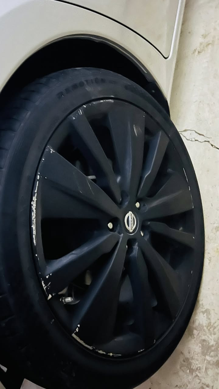 سلام عليكم عندي هذا الويل مال sr
مصبوغ حراري وشويه صبغه رايح بدون عواج بدون لحيم نظيف كلش اريده مراوس ويه نفس الويل بدون صبغ وادفع فرق مكاني كركوك رقمي  ***********
