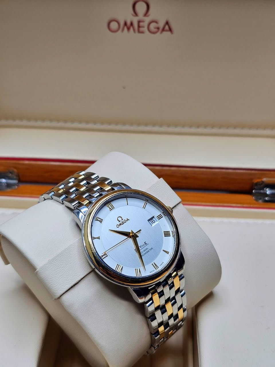 بسم الله وعليه توكلنا
السلام عليكم 
#اعلان #مزاد 
اليوم سيتم عبر البث المباشر مزاد لمجموعة من الساعات السويسرية المتنوعة في 
مزاد  #swiss_made
 التنوع ضخم جداً #فنتج و #حديث 
انتظرونا الساعة #العاشرة من #مساء_اليوم


**إذا كنت صاحب هذا الإعلان وتريد حذفه لأي سبب، رجاءا أرسل رسالة إلى الدعم الفني**