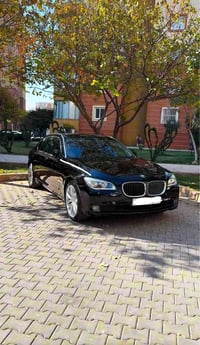 بي ام دبليو ٧٣٠i • ٢٠١٣ • مكينة V6