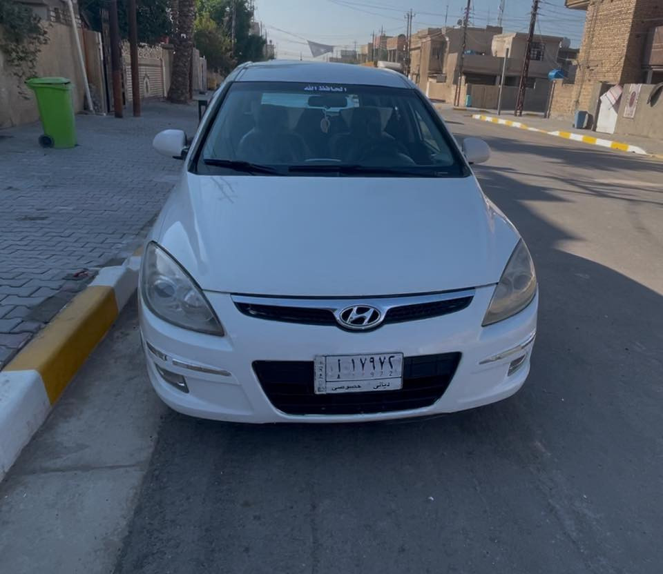 النترا تورنج 2010 حادث جاملغ خلفي  بيها صبغ جنطة اثر شخوط وجاملغ  خلفي مال حادث امريكا وبيها شوية تلكيطات حدادية وتايرات ومحرك وكير جاهزة تبريد كمبريسر ضعيف سعرها 78 وبيها مجال بسيط 
***********
