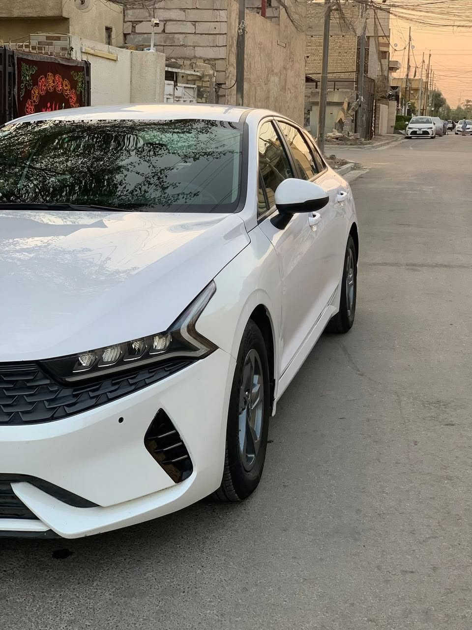 السلام عليكم
سيارة K5 موديل 2021 وارد امريكي 
حادث جاملغ جهة السائق 
القطع المصبوغة جاملغ جهة السائق والجاملغ والباب عكس السائق لكن بدون حادث صبغ بأمريكا نتيجة خدوش 
مكينة 1600 تيربو 
السيارة ماشية 70 الف كيلو رادار امامي وجانبي 
توقف ذاتي تشغيل عن بعد زينون بلادي وبعد مواصفات السيارة حلوة وجاهز مكينة وصدر وتبريد كلة جديد 
السعر 167💲 

اخوان مكلف بالنشر التواصل مع عالرقم 

التواصل على رقم الهاتف ***********
مكان السيارة بغداد حي الجهاد
