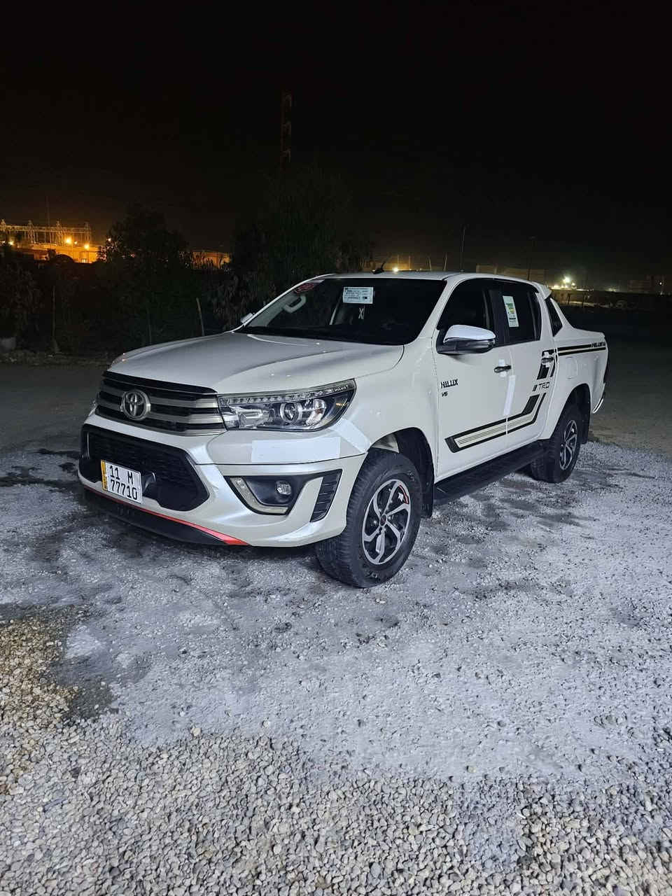 السلام عليكم
تويوتا هايلوكس فور ويل TRD

موديل /2019 

كير/ اوتماتيك  

محرك / 6 سلندر

مواصفات 

بصمه 

شاشه 

حساسات 

رقم بغداد 

بيها مكانات بارد فقط مكفوله من الصبغ 

السعر / 265

العنوان كربلاء 

***********
