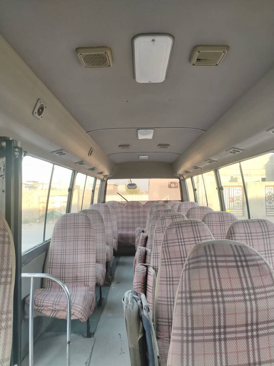 سلام عليكم كوستر ٢٠٠٤ للبيع فقط مكينة كير تبريد شرط تخم تاير جاهزة لبدي بي طخات سعر ١٦٥ وبيهة مجال عنوان بصرة
***********
