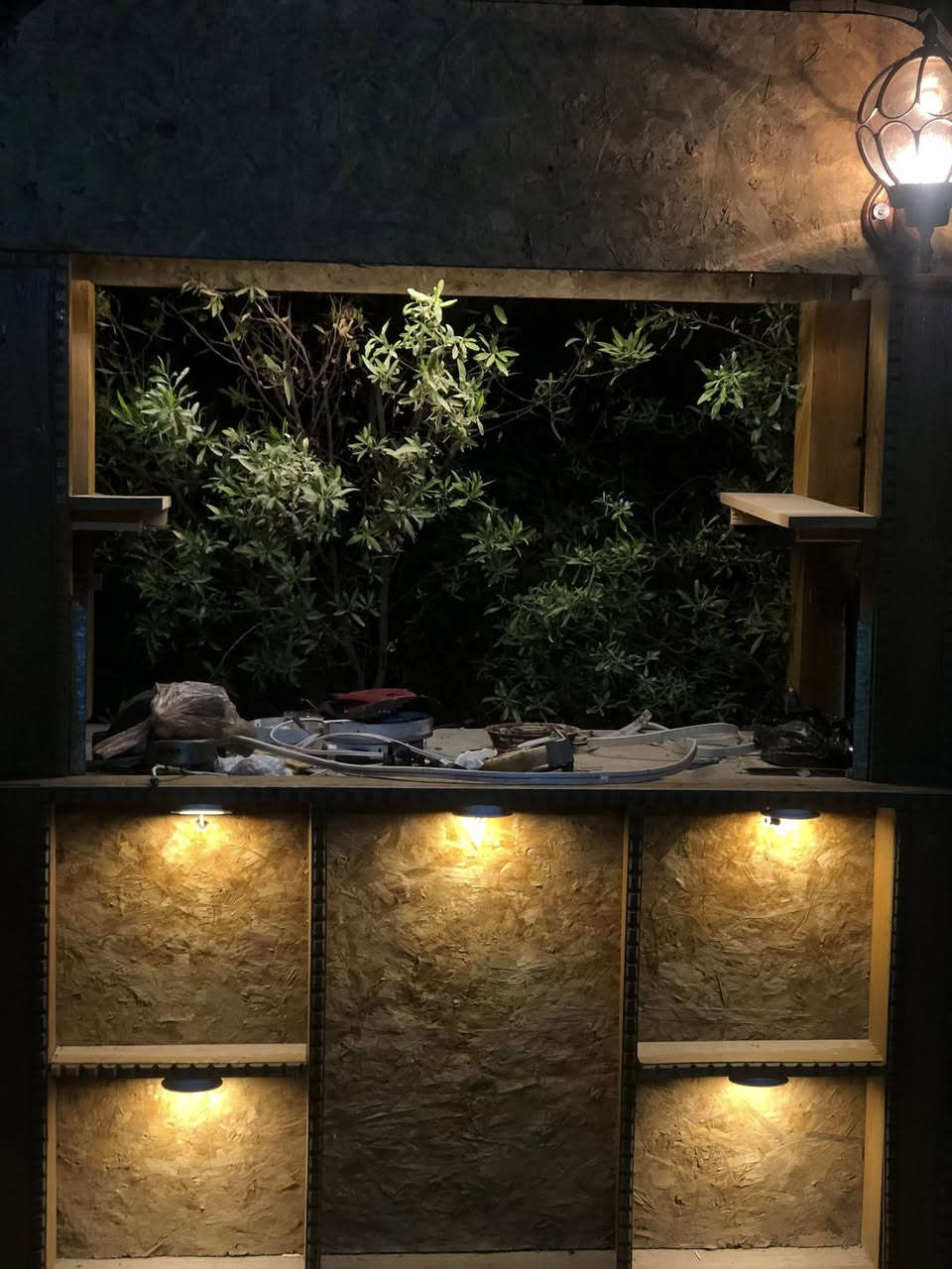 عربانه خشب للبيع كهربائيات كامله مع جام مع گلوب الطوبه  اليمنه موجود بدون اي خلل عنواني بغداد للبيع ‭0787 693 3405‬ خاص مفتوح للاستفسار اكثر
