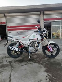 وبركاته للبيع دراجه امزت موديل 16 محرك200 نضافه فول السعر 750وبيه مجال...