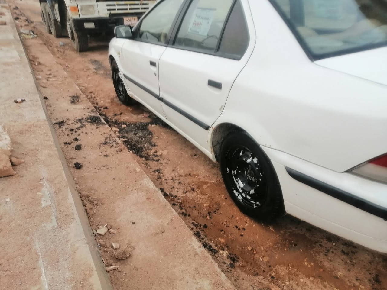 السلام عليكم 
 سمند 2010 كير ومحرك كفالة  رقم جديد سنويه جديده بأسمي السعر المطلوب 33 للاستفسار ***********
