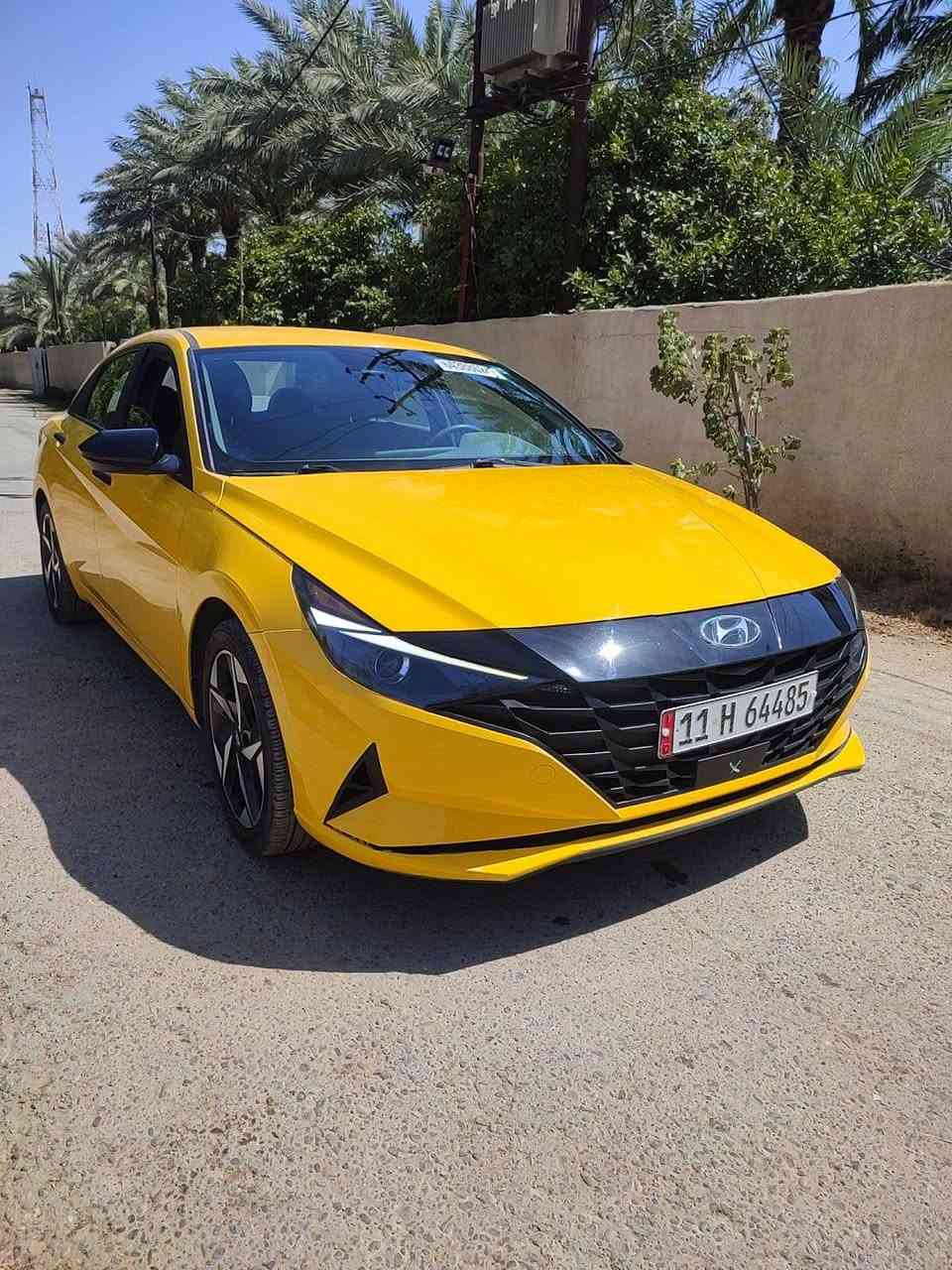 السلام عليكم للبيع النترا موديل 23 وارد امريكي ماشيه 46 بسمي حادث خلفي صور الحادث داخل المنشور 
المواصفات 
بصمه 
اوتو هولد 
تشغيل عن بعد 
فول تحكم استيرن 
شاشه متصلة ديجيتال
حساسات أمامية وخلفية 
محرك 2000 دوش 
السعر/164وبيها مجال 
العنوان بغداد الزعفرانية 
للاستفسار/***********
