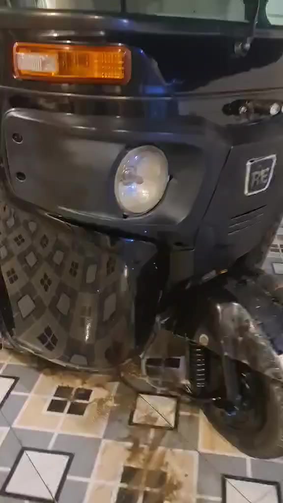 22 شهر 10 وراق اصؤلي وياك للرقم مكلف بالنشر وهاذ رقم راعية  تكتك  مكفولة كفالة عامة لا زنجيل ولا غيرة كفالة كفالة *********** سعر ٧٦٠٠ وبية مجال بسيط
