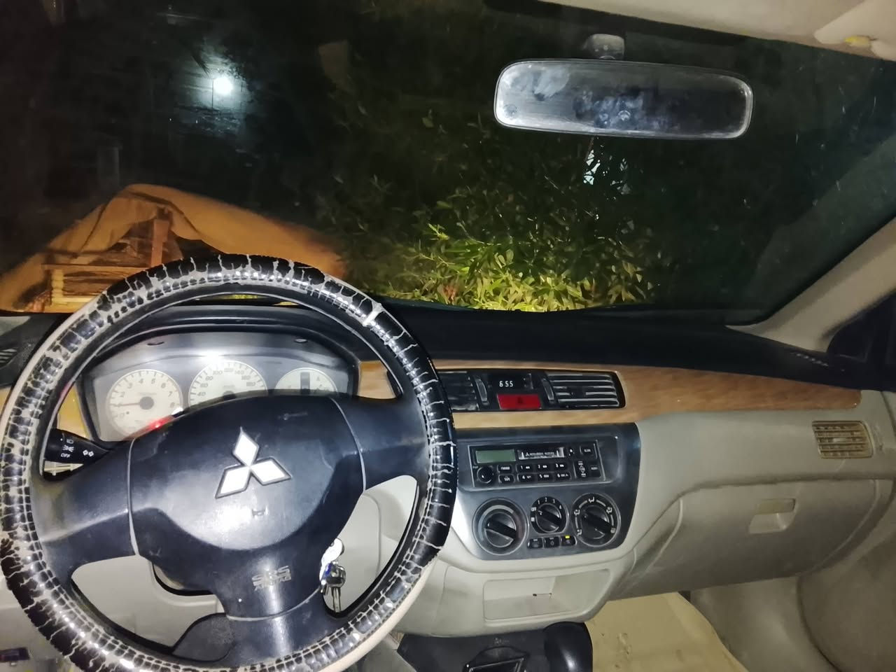 سلام عليكم لانسر موديل 2010 كير محرك تبريد مكفولات صبغ حزام بسمي رقم ديالى جديد ***********
