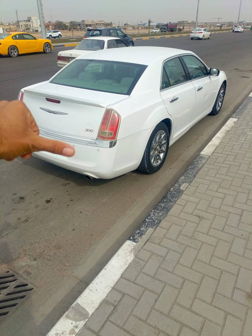 سلام عليكم اومامه 2014 سياره متومه رقم اربيل شرط الحاسبه محرك 8vهيمي سياره كويتيه مكفوله من الكص سعر 83 بيها مجال مكان البصره ***********
