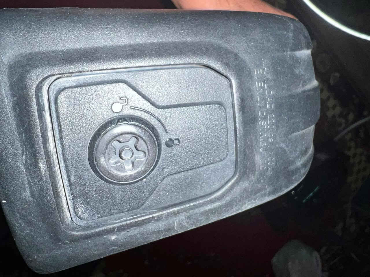 السلام عليكم
راكات قمارة اصلي وكالة 
للتواصل *********** واتس أب او ماسنجر خاص 
ترهم من موديل١٦ شكل ١٧ إلى ٢١
