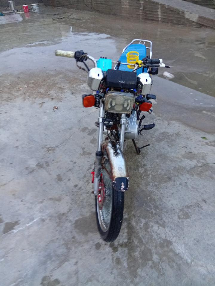 السلام عليكم دراجه للبيع موديل 2023نضيفه اوراق أصولي السعر 500الف وبيها مجال
العنوان بابل جبله معمل غاز الراشد
***********
