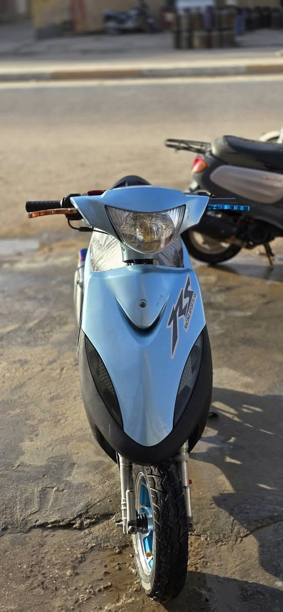 السلام عليكم ماكس عدله صيني امتياز ياباني دراجه شلعه ونهضه وكلها شغاله صالنصه رياضي مزوده كفرات كلها ختم واحد سعر 650 وبيها مجال للطيبين ***********
