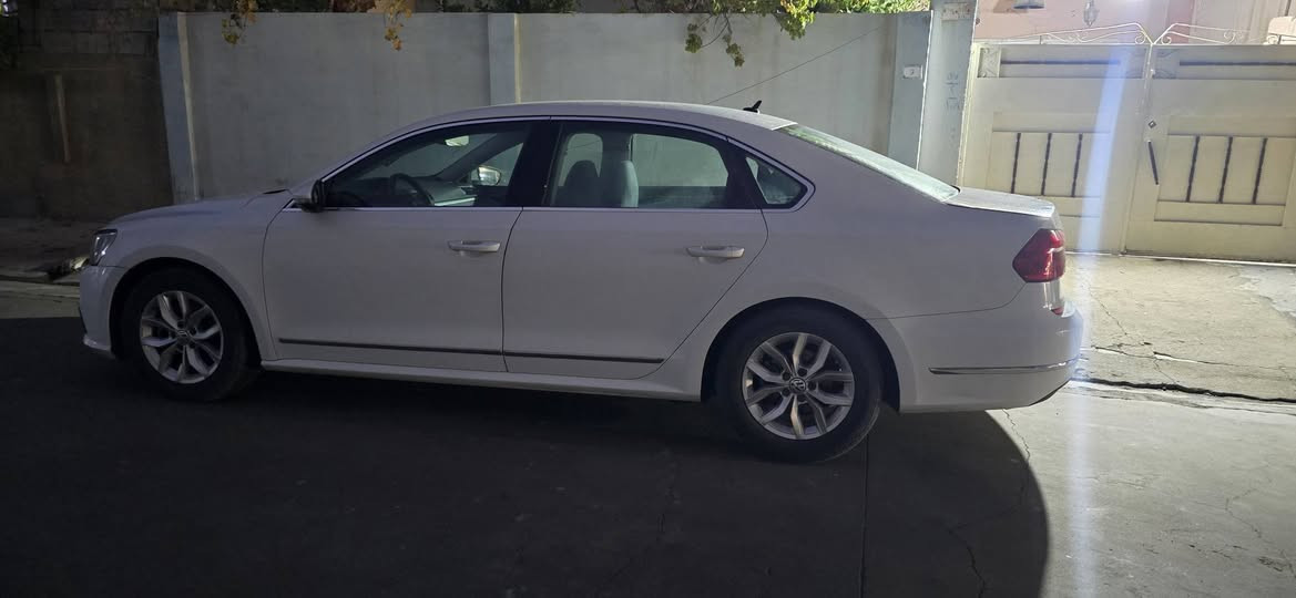 باسات خليجي ٢٠١٦ ٥سلندر خمس مواصفات ماشية١٨٠ميل كير والمحرك بشرط مامفتوح السنوية جديد ل٢٨ وبيها دفتر البنزين سعر ١٣٧ وبيها مجال ان شاء الله *********** وسونار موجود بالمنشور
